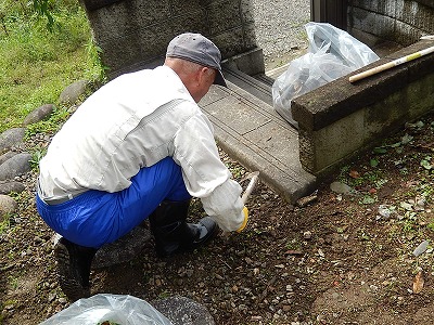 須賀川市K様宅 草取りの様子